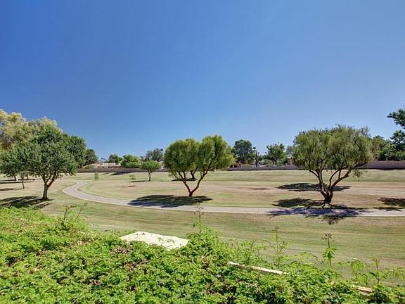 3rd image of 8475 E San Marino Dr