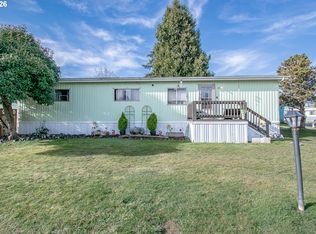 1415 S Bertelsen Rd Space 34, Eugene, OR 97402