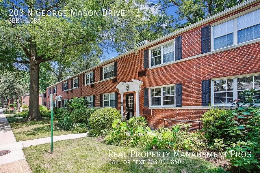 203 N George Mason Dr #3