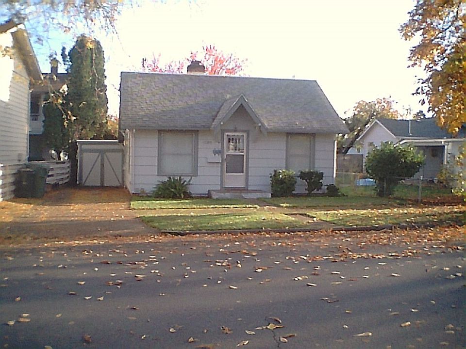 2nd image of 1080 Elm St NW