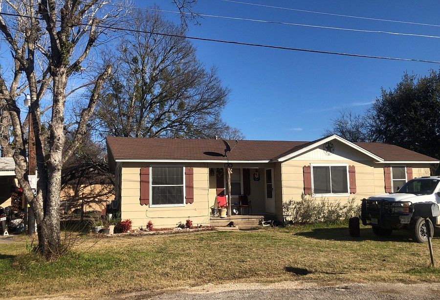 1st image of 600 N Angelina St