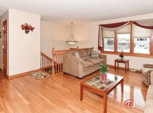 7634 165th Pl, Tinley Park, IL