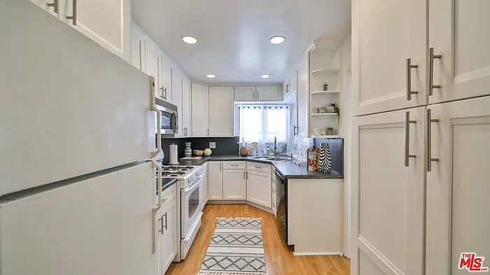 4675 Willis Ave #105 — Photo 16
