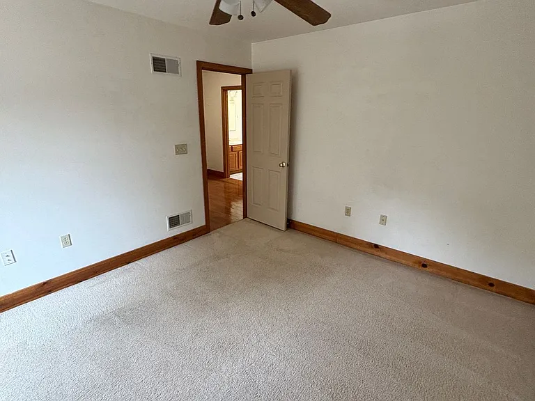 32 Nolts Ln — Photo 11