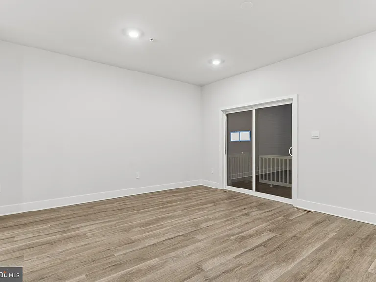 5213 Water Lily Way — Photo 4