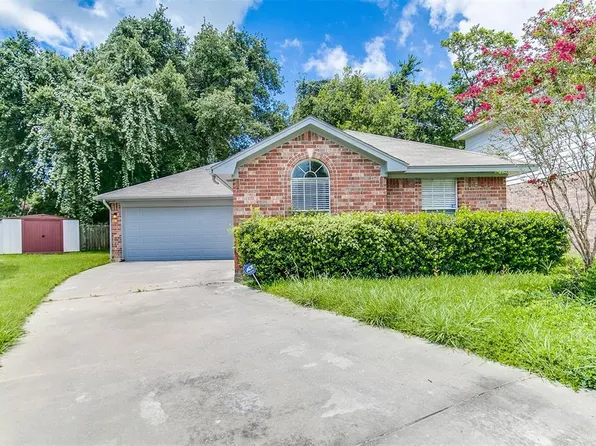 200 Terrace Dr, Texas City, TX 77591