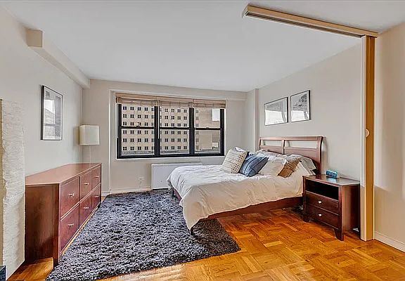 2nd image of 125-10 Queens Blvd #510