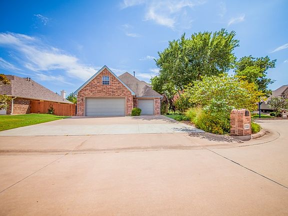 2nd image of 5723 W Pecan Hill Ct