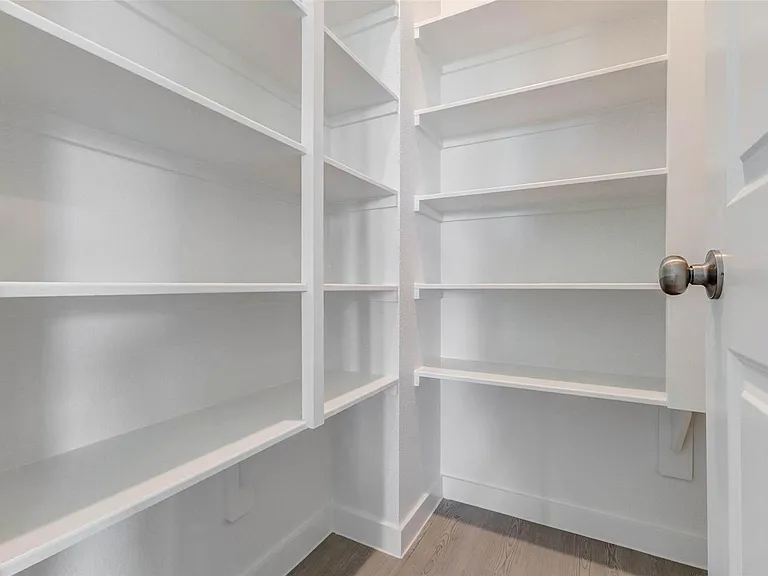 31715 Wild Meadow Dr — Photo 17