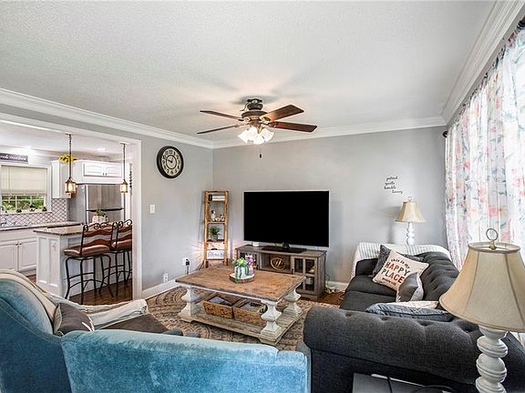 3rd image of 2414 S 47th Dr