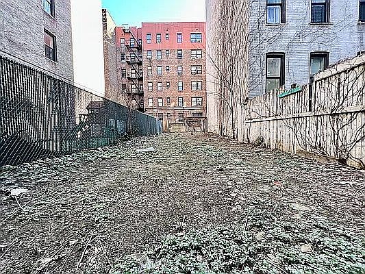 1st image of 70 Clarkson Ave #1