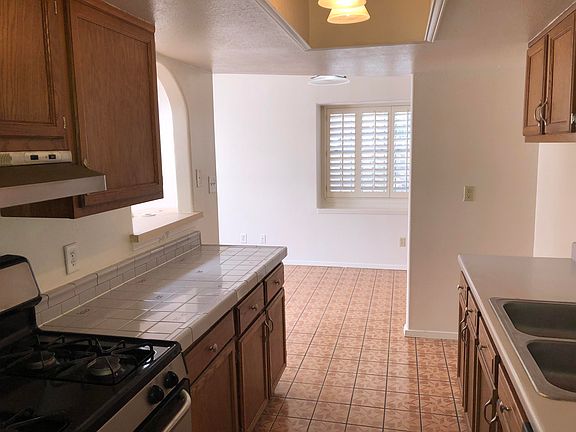 5th image of 11855 Priscilla Cir