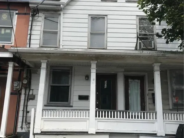 305-305 1/2 E Union St, Tamaqua, PA 18252