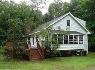 41 Plummer Dr, Raymond, ME 04071