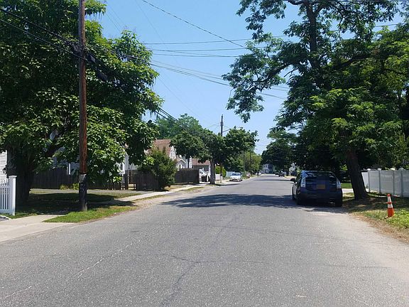 5th image of 99 Smith St