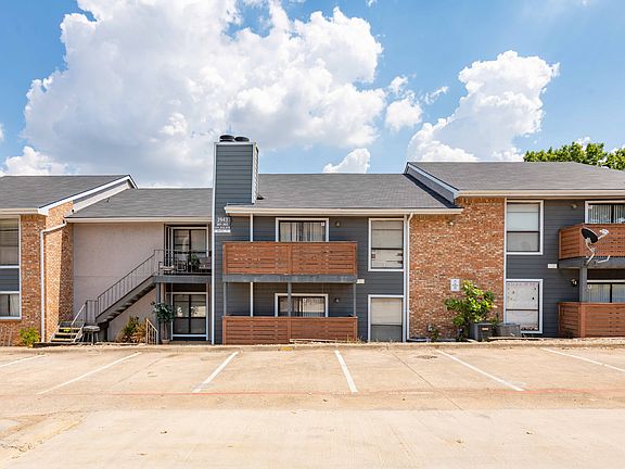 4th image of 3947 Pleasant Run Rd #303