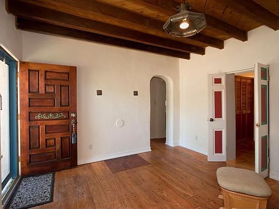 4th image of 510 Lolita St