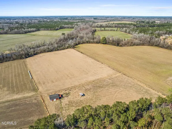 4750 Peacock Road, Whiteville, NC 28472