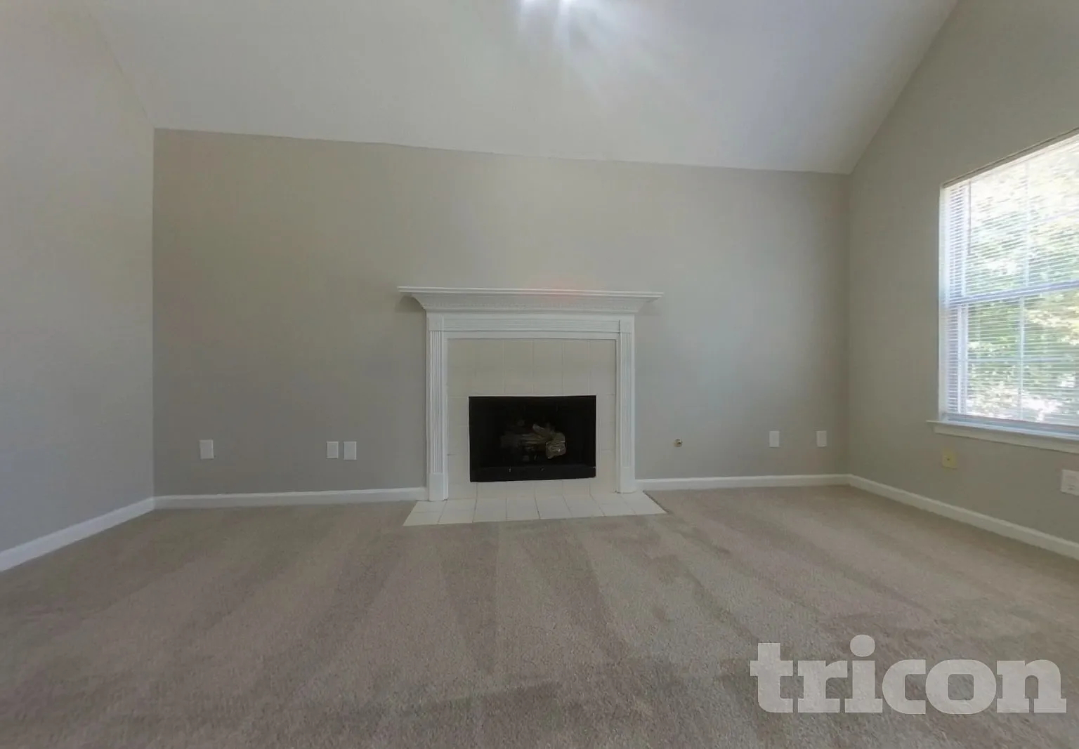 6405 Cardiff Lane Douglasville GA — Photo 2