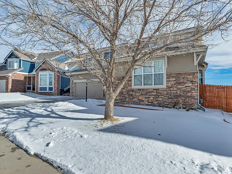 10168 Nottingham Dr — Photo 45