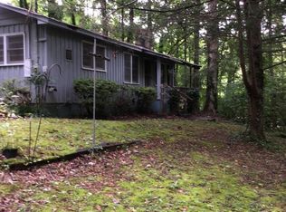 113 Terrace Cir, Cleveland, GA 30528