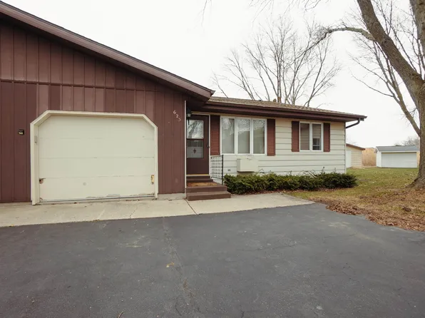 625 E Scott St #4, Fond Du Lac, WI 54935