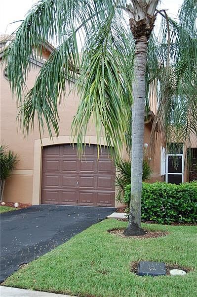 1st image of 1360 Veracruz Ln