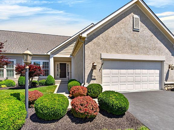 2nd image of 79 Tinley Park Cir