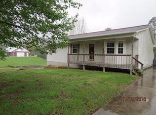 250 Orchard View Rd, Oliver Springs, TN 37840
