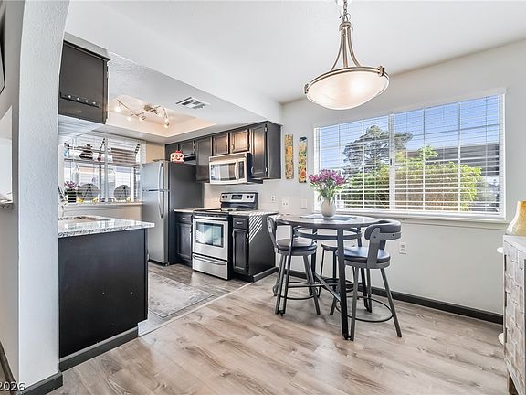 5th image of 5831 Medallion Dr Unit 103