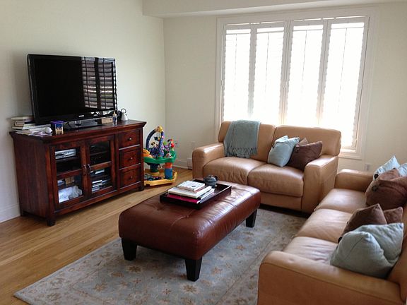 5th image of 2023 Summer St APT 1