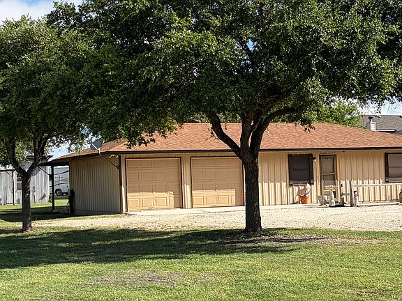 2nd image of 3831 Green Valley Rd