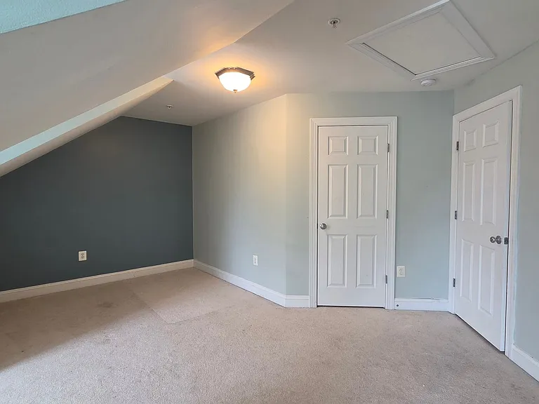 3547 Goddard Way — Photo 32