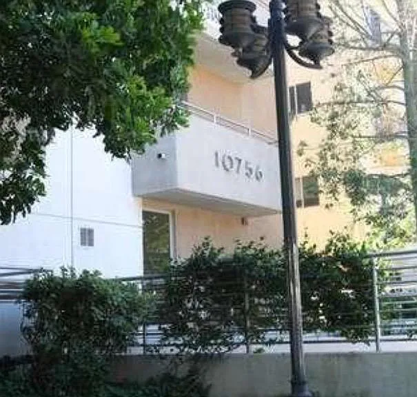 10756 Camarillo St #201 — Photo 1