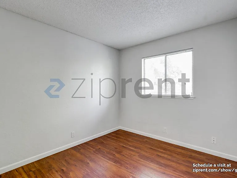 3626 Hallelujah Ct #3 — Photo 15