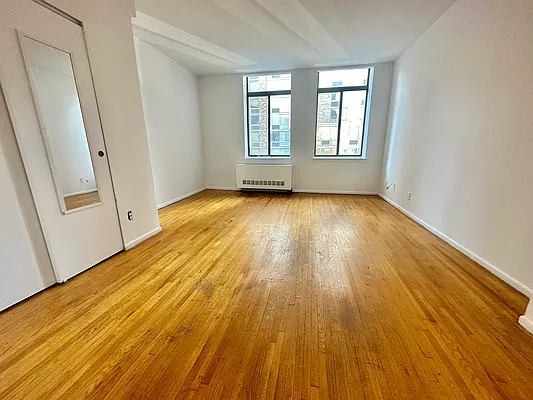 Rented by J PRESTON AND ASSOCIATES INC | media 6