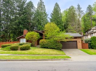 5285 Highland Dr, Bellevue, WA 98006