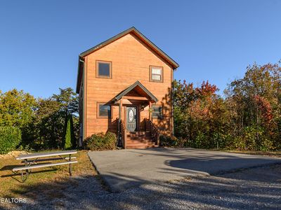 766 Park Vista Way, Gatlinburg, TN, 37738