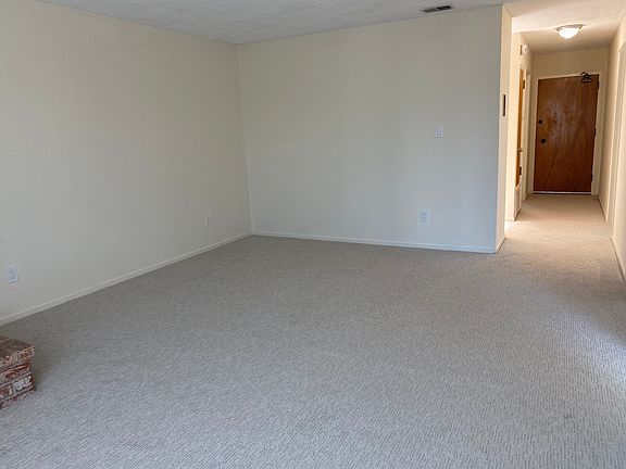 2nd image of 725 20th Ave APT 3