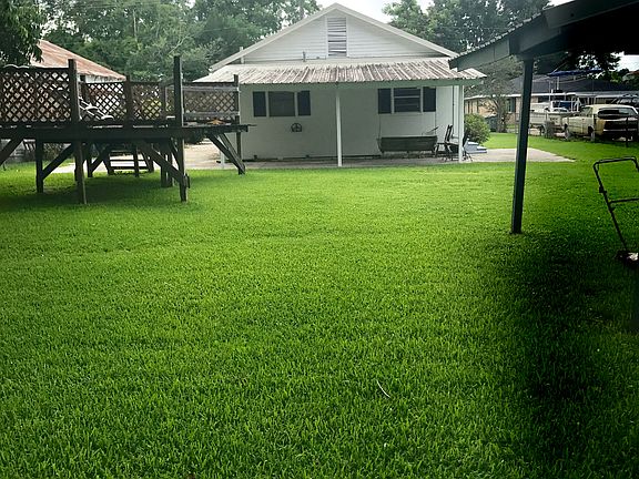 3rd image of 223 Palm Ave
