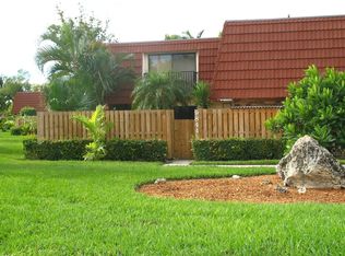 9844 NW 6th Pl, Plantation, FL 33324