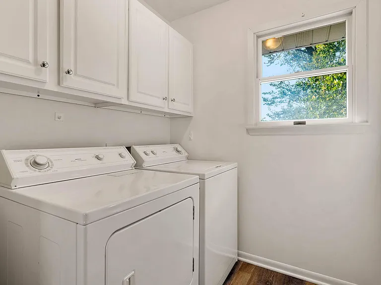 2107 Garden Dr — Photo 13