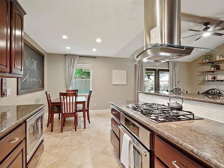10710 Overbrook Ln — Photo 18