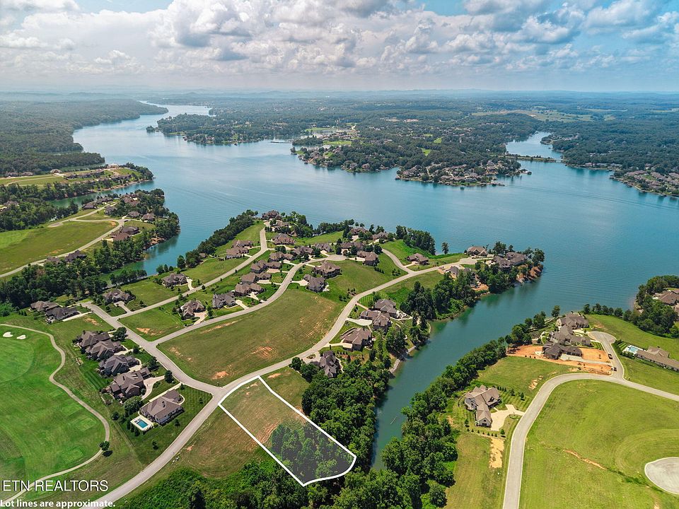 1st image of 694 Taffrail Dr