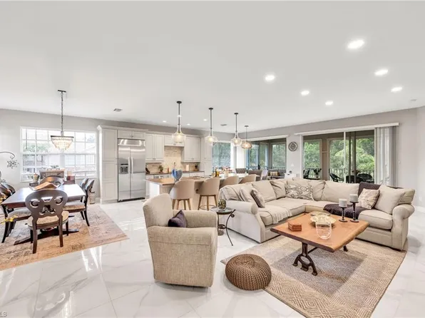 3410 Tralee CT #201, BONITA SPRINGS, FL 34134