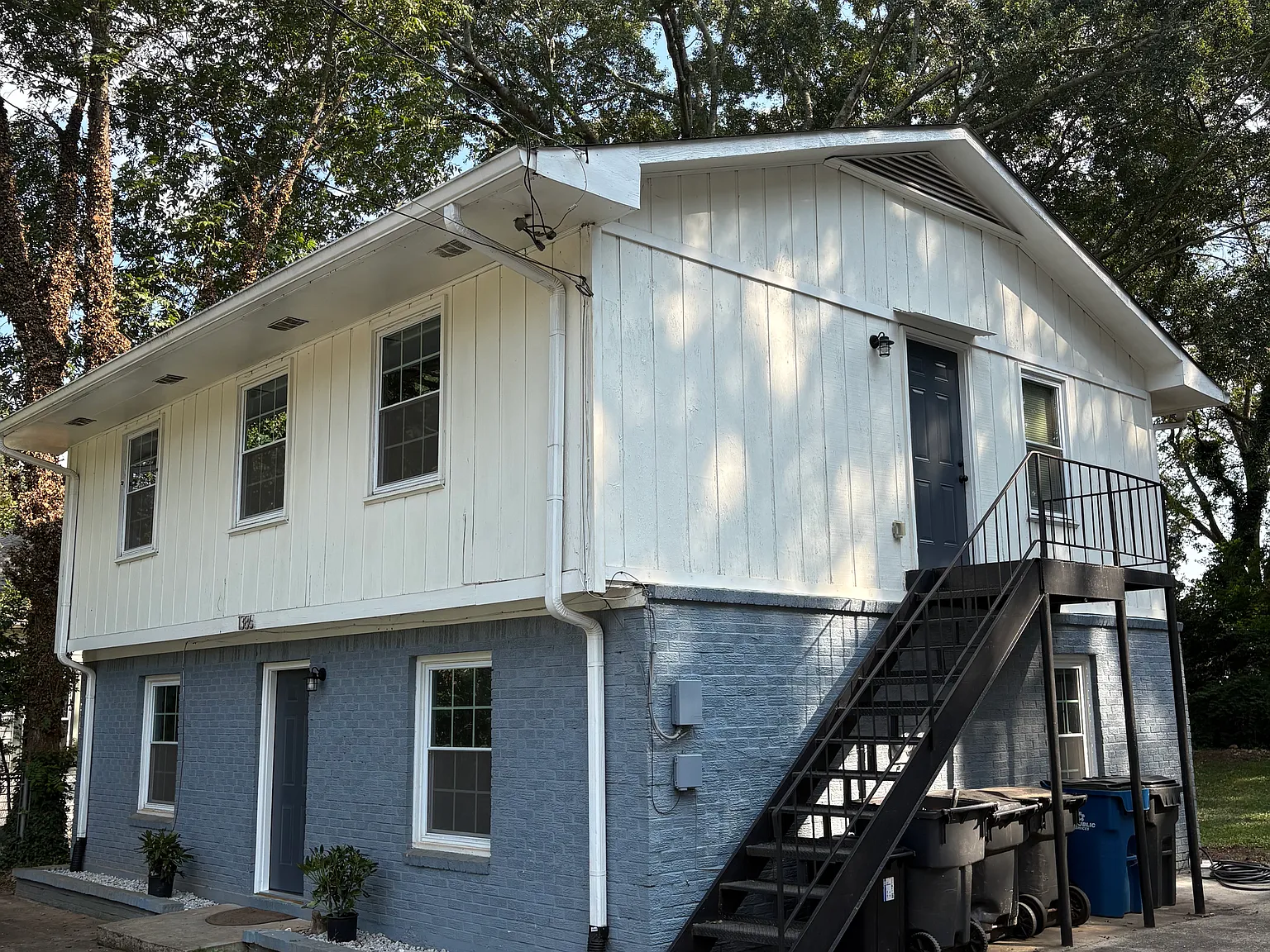 2 bed, 850 sqft, $1,525 — Photo 2