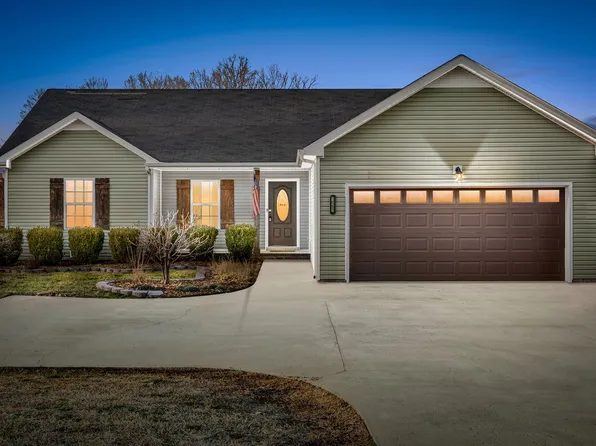 1567 Hazelwood Rd, Clarksville, TN 37042