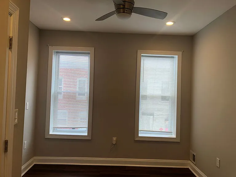 227 N Rose St — Photo 5