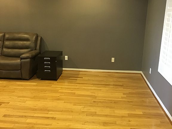 5th image of 12375 Osborne Pl Unit 6