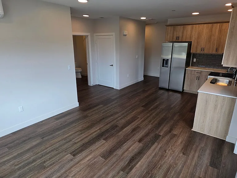 NV Lofts — Photo 41